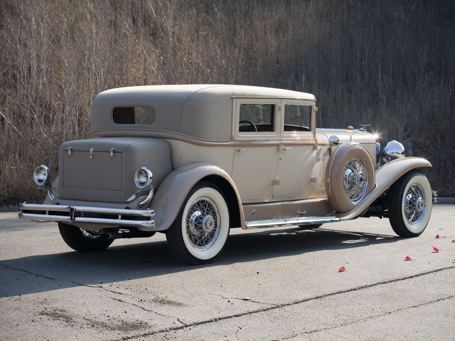  Duesenberg J232/2261 Arlington Sedan LWB by Derham 1930 года  (фото 13 из 13)